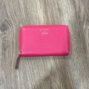 Gucci Wallet - Pink